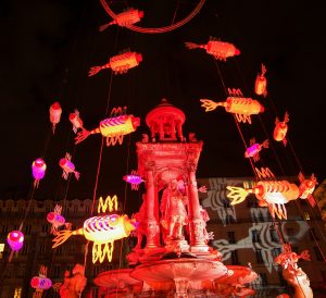 VIDEO : The Fish Fountain - Festival of Lights 2008 - Lyon, France